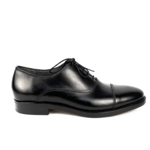 Oxford Cap Toe Parker Cromo Alemão cor preto e Solado Duplo