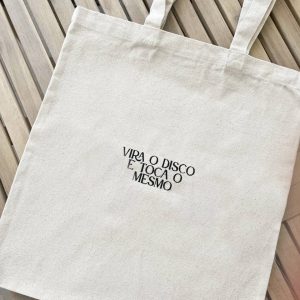 VIRA O DISCO E TOCA O MESMO